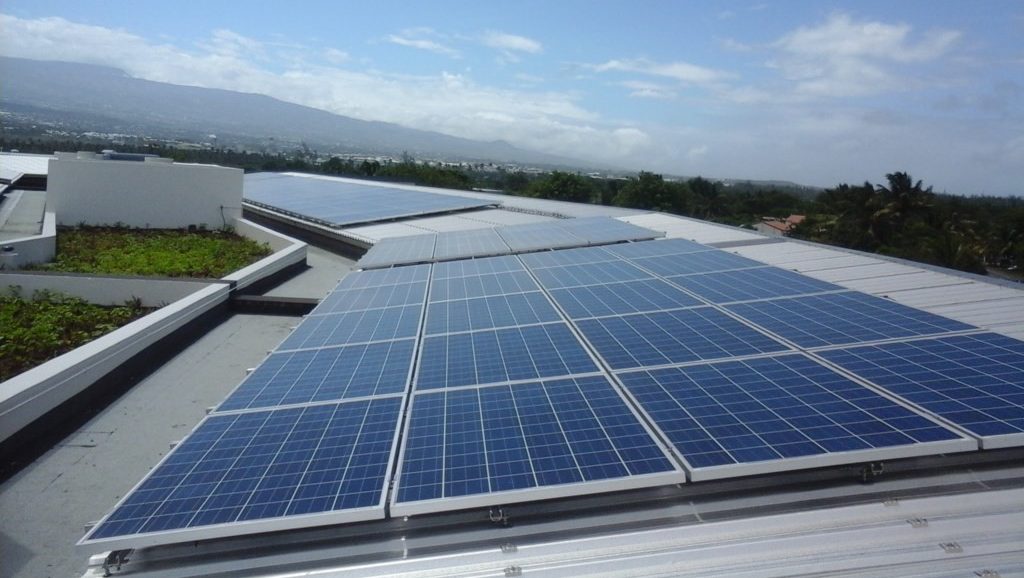 Toiture photovoltaïque Apex Energies Ile de la Réunion