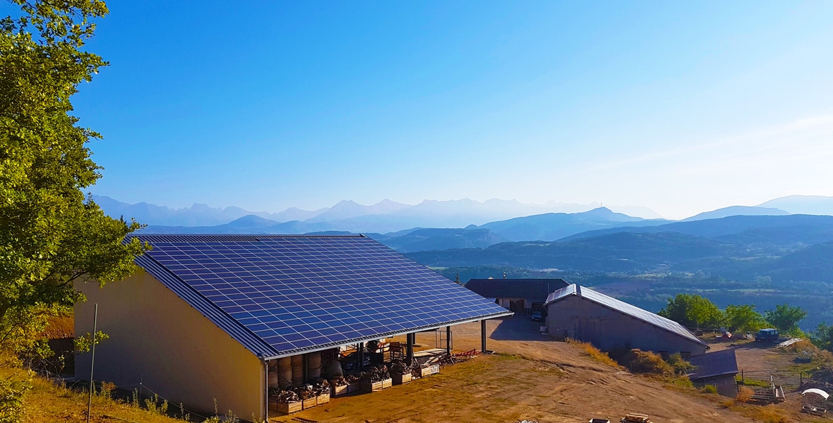 Hangar photovoltaïque