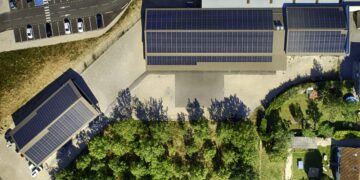 représentation d'une toiture solaire sur un hangar agricole