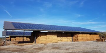 Hangar Agricole photovoltaïque par Apex Energies
