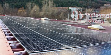Toiture photovoltaïque Apex Energies Besseges